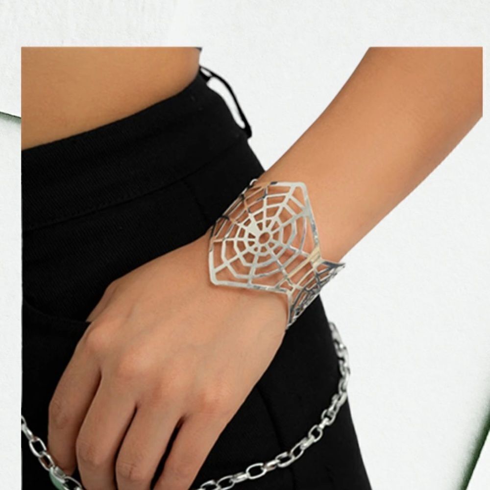 SILVER FASHION SPIDERWEB CUFF BRACELET‎